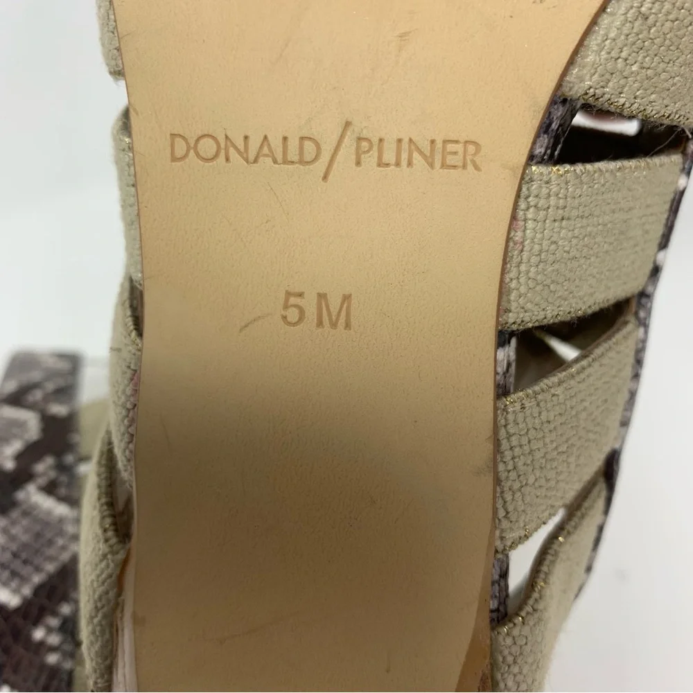Donald Pliner Kail Low Heel Gold Natural Sandal Size 5